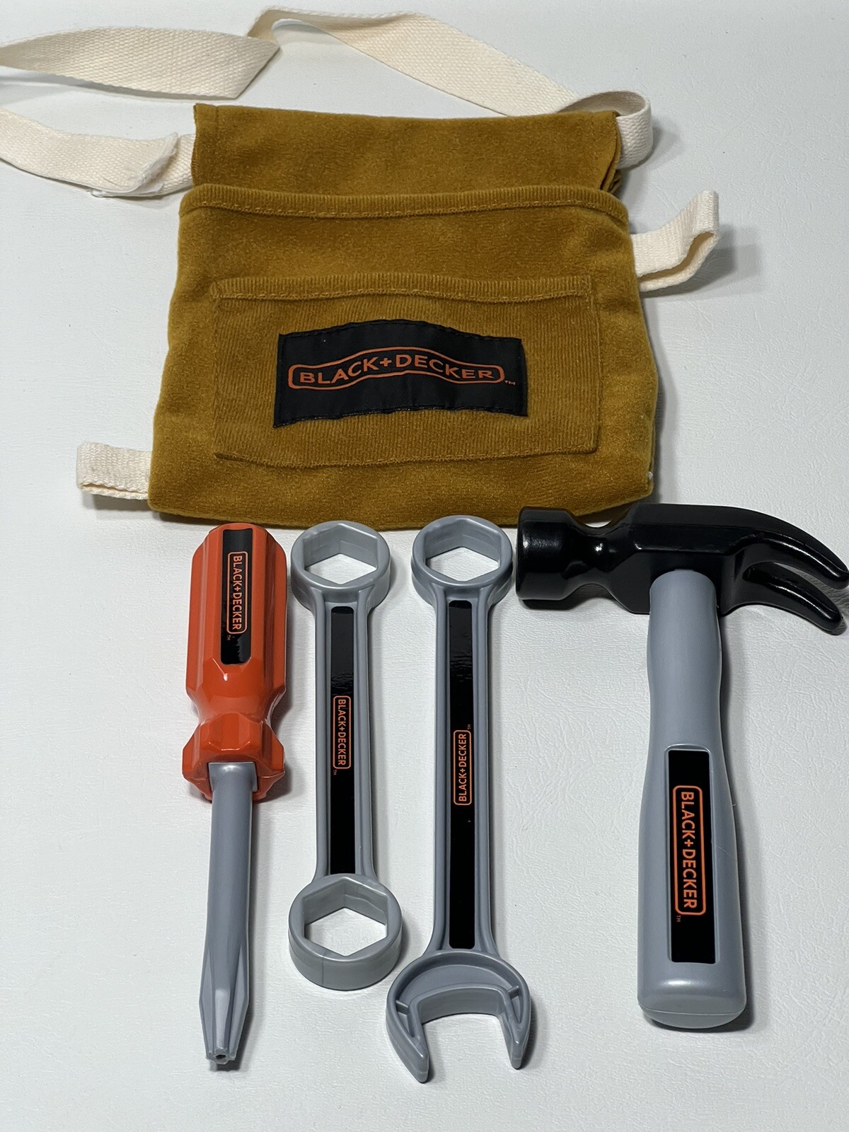 ChildrensToy Black & Decker Tool Pouch With Tools Hammer 2 Wrenches Screw Driver
