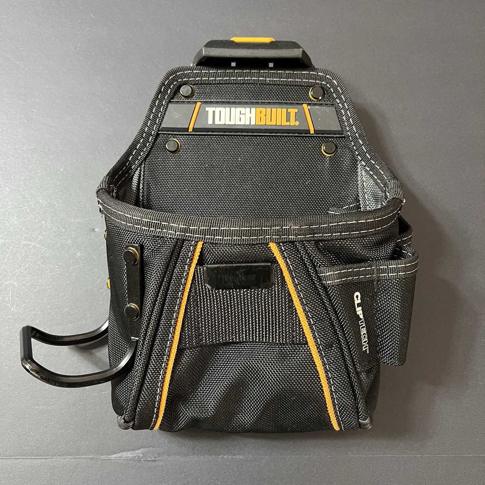 ToughBuilt Tool Pouch with Hammer Loop ClipTech Great Condition