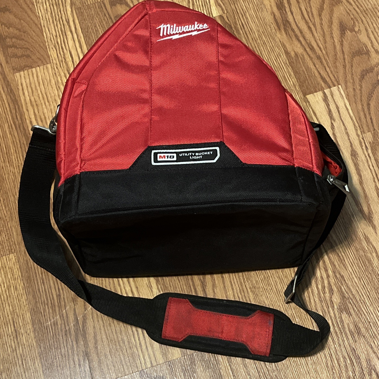 Milwaukee 42-55-2123 Utility Bucket Light Bag For tools — 9389