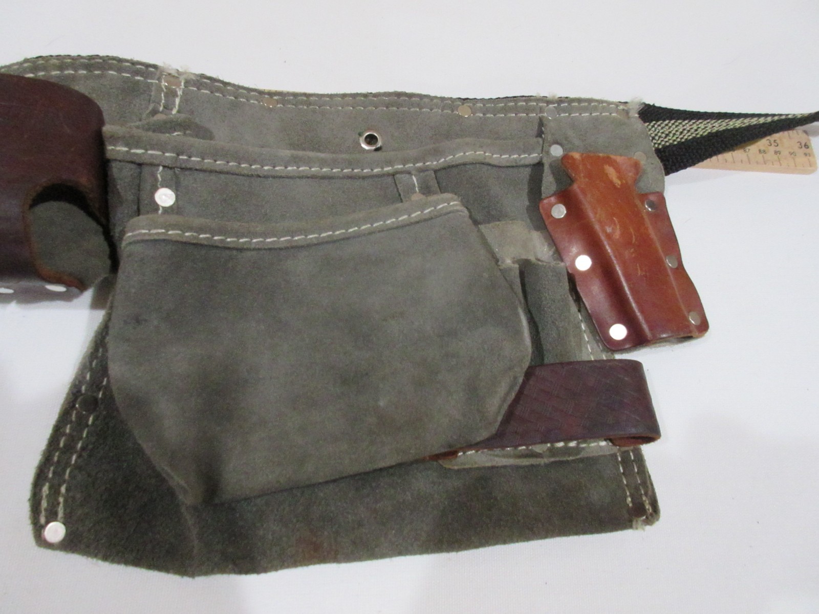 made in Mexico Leather Tool Carpenter Belt construction