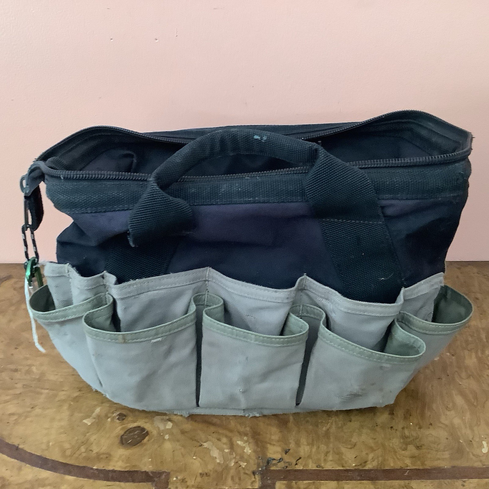 CLC 25 Pockets Pouch Tool Bag Box Tote Top Zip Closure 17” X 10” X 9”