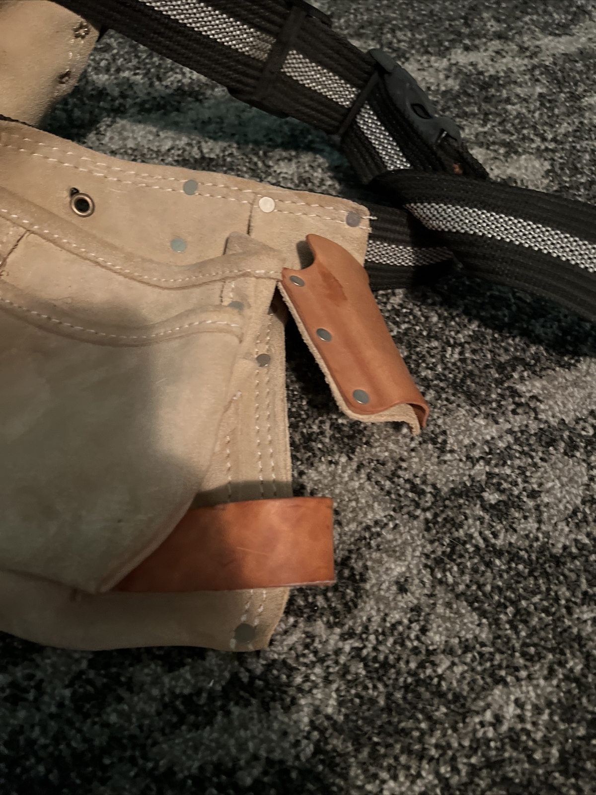 ACTION WORK PRODUCTS Suede Leather AS-490-3 Tool Belt Pouch Holder Waist Brown