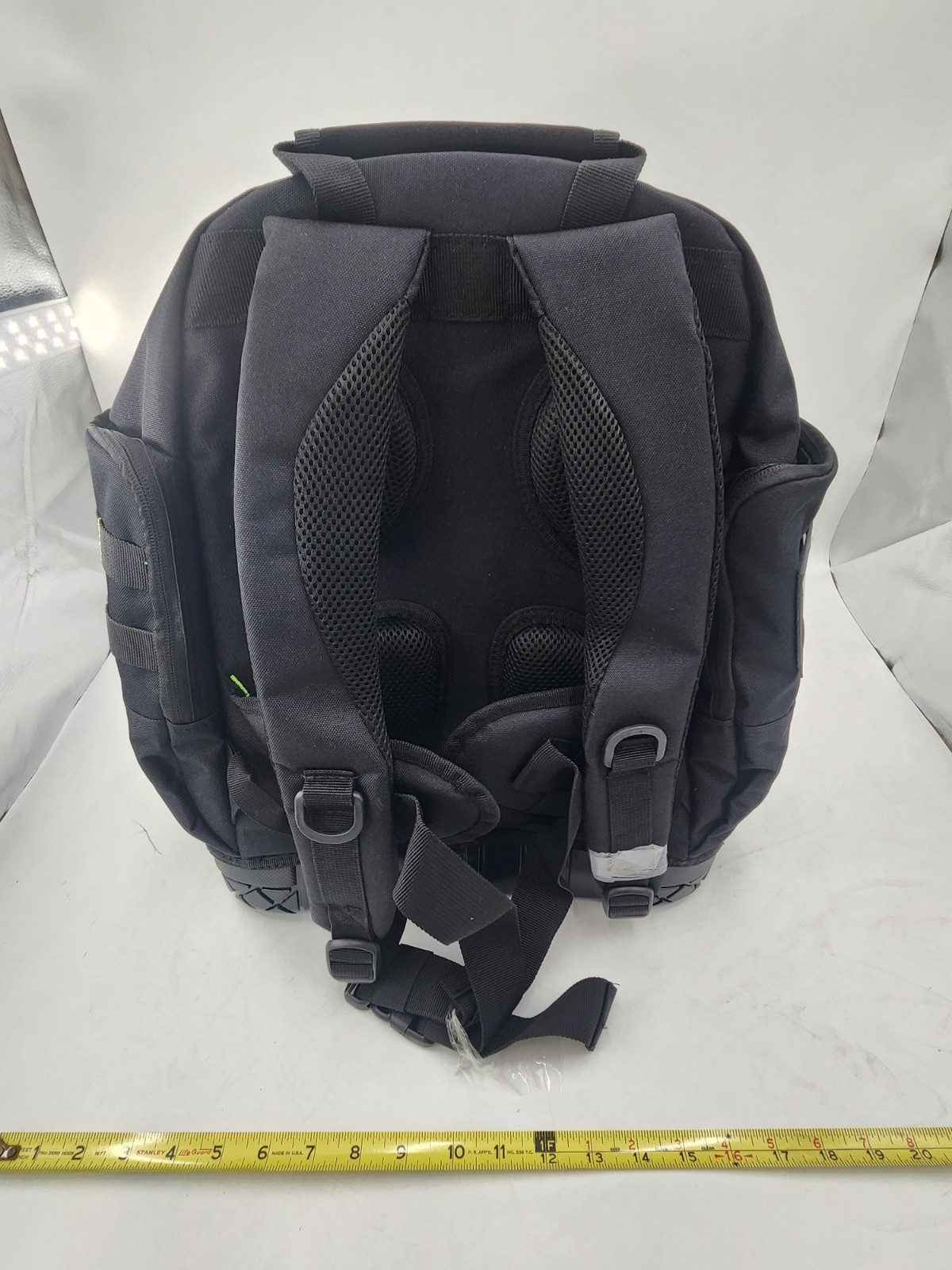 Heavy-Duty Tool Backpack: Organizing 23 Tools with Ease – Waterproof & Durable