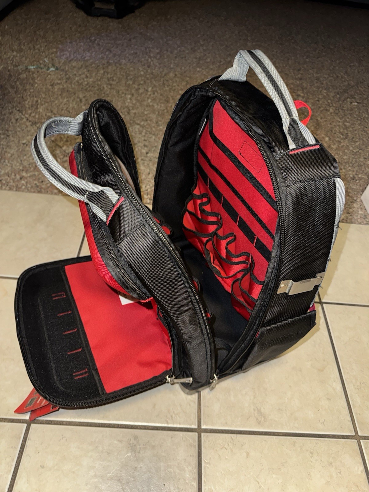 Milwaukee Ultimate Jobsite Backpack -Red/Black (48-22-8201)