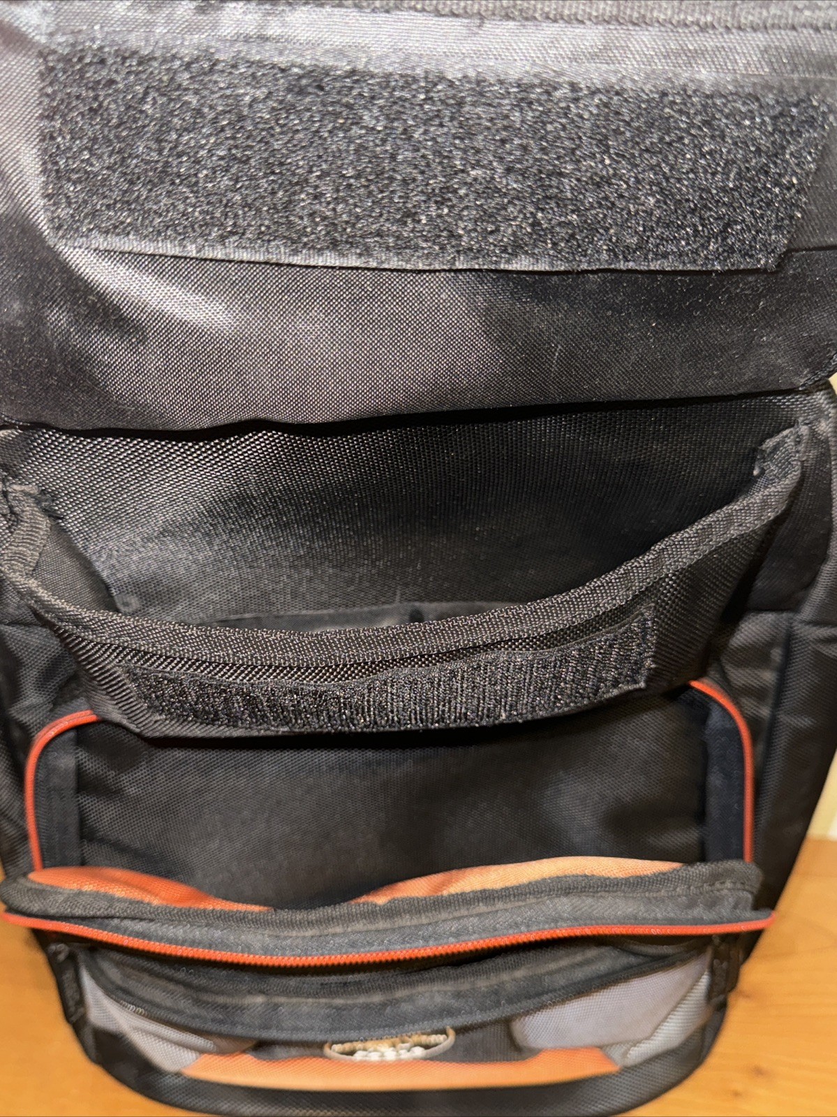 KLEIN TOOLS Tradesman Pro Tool Backpack Electrician Hard Bottom Great Condition!