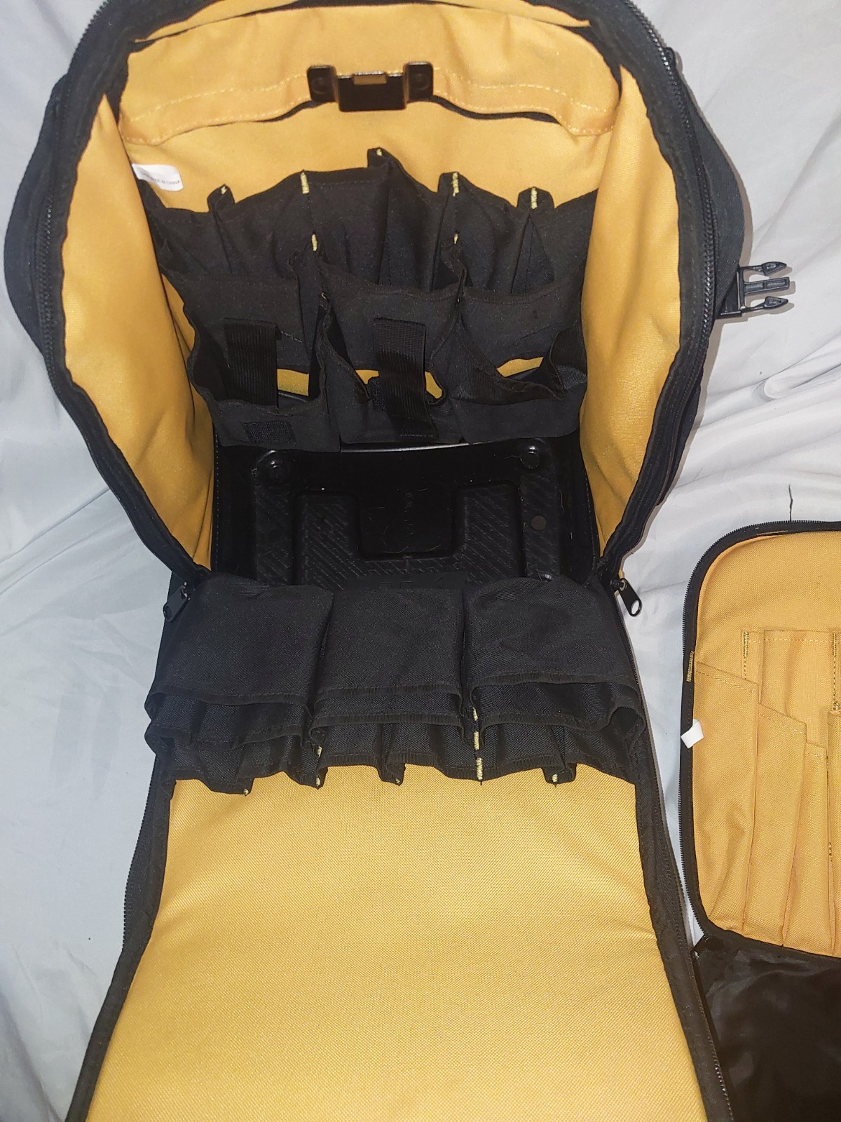 Veto Pro Pac TECH-XL and FLUKE Pack30.