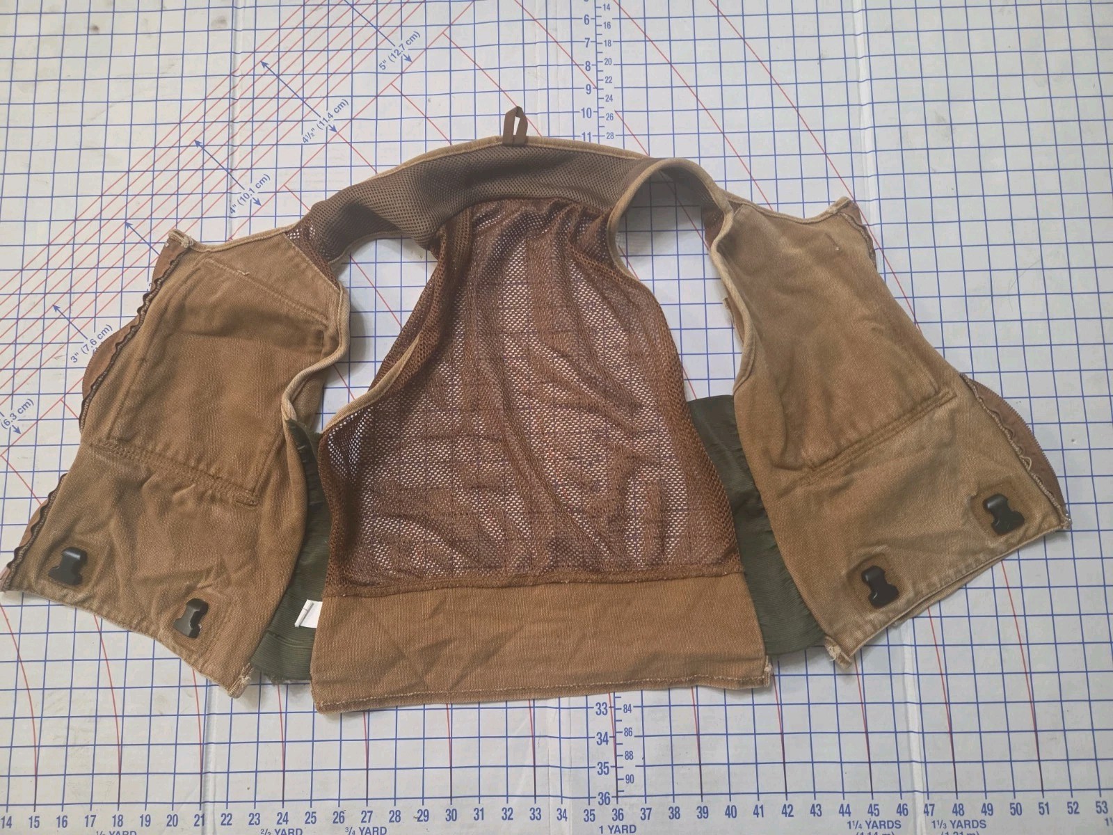 BUCKET BOSS 14-Pocket Canvas Tool Work Apron Size Small Carpenter Vest Brown