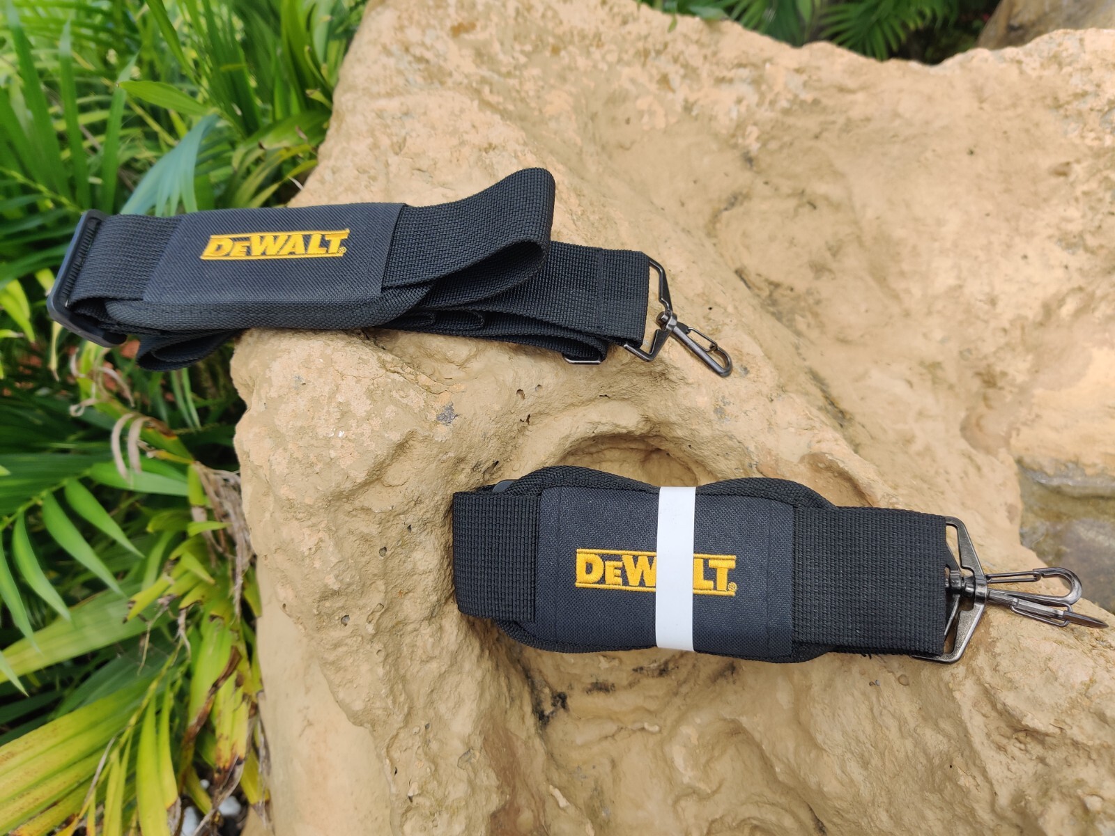 DEWALT 2 PC Strap Set For 20V MAX CORDLESS GREASE GUN DCGG571B AND TOOL BAG