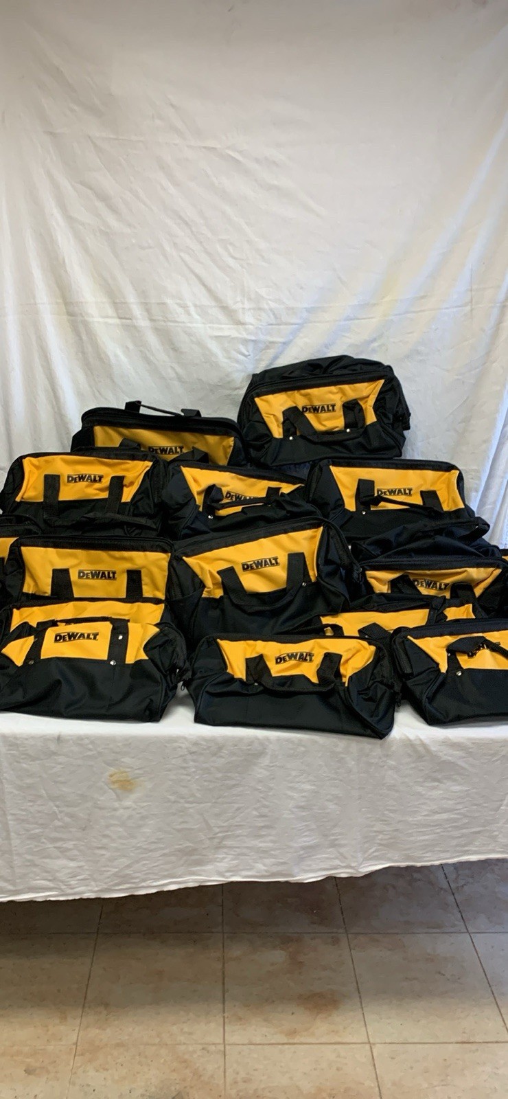 Dewalt 15 inch Nylon Utility bag