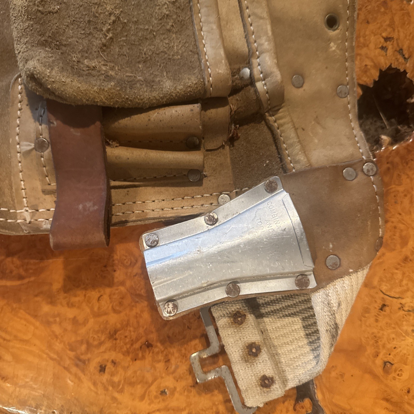 Nicholas Carpenter Apron 427 Multi Pocket Leather Adjust Tool Belt USED