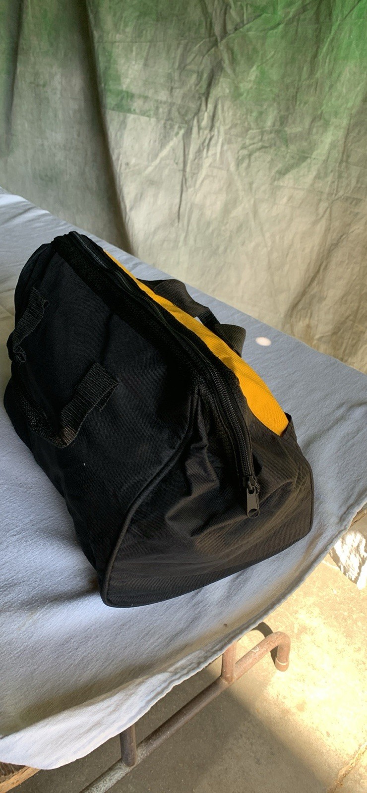 Dewalt 15 inch Nylon Utility bag
